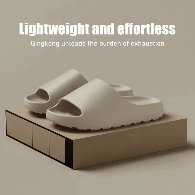 Cloud Comfort Slides - Thick platform sole detail